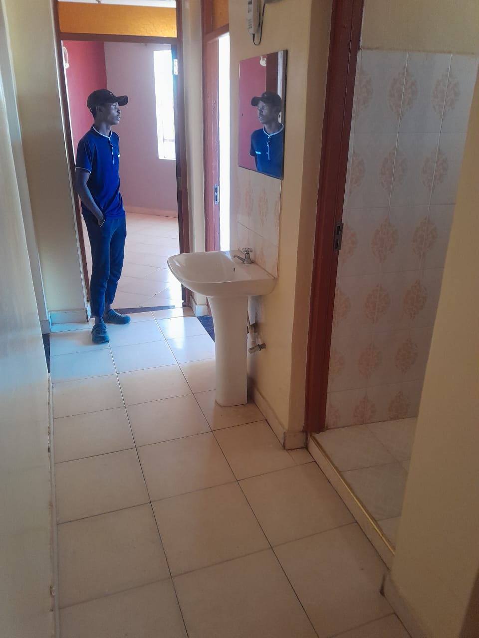 Room Image 4
